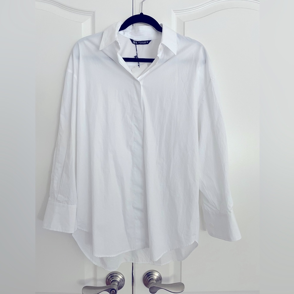 ZARA Women’s oversized white button down shirt